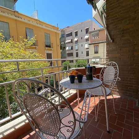 Piso En El Centro De Granada. Parking Opcional Apartamento Exterior foto